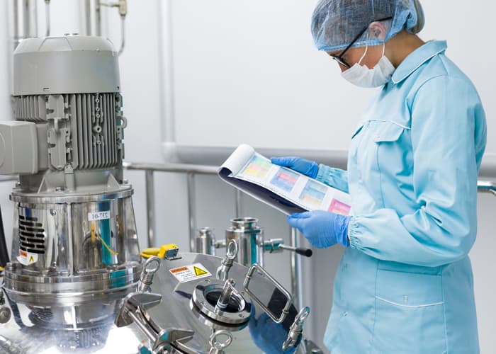 What Defines a Reliable Cosmetic Manufacturing Partner